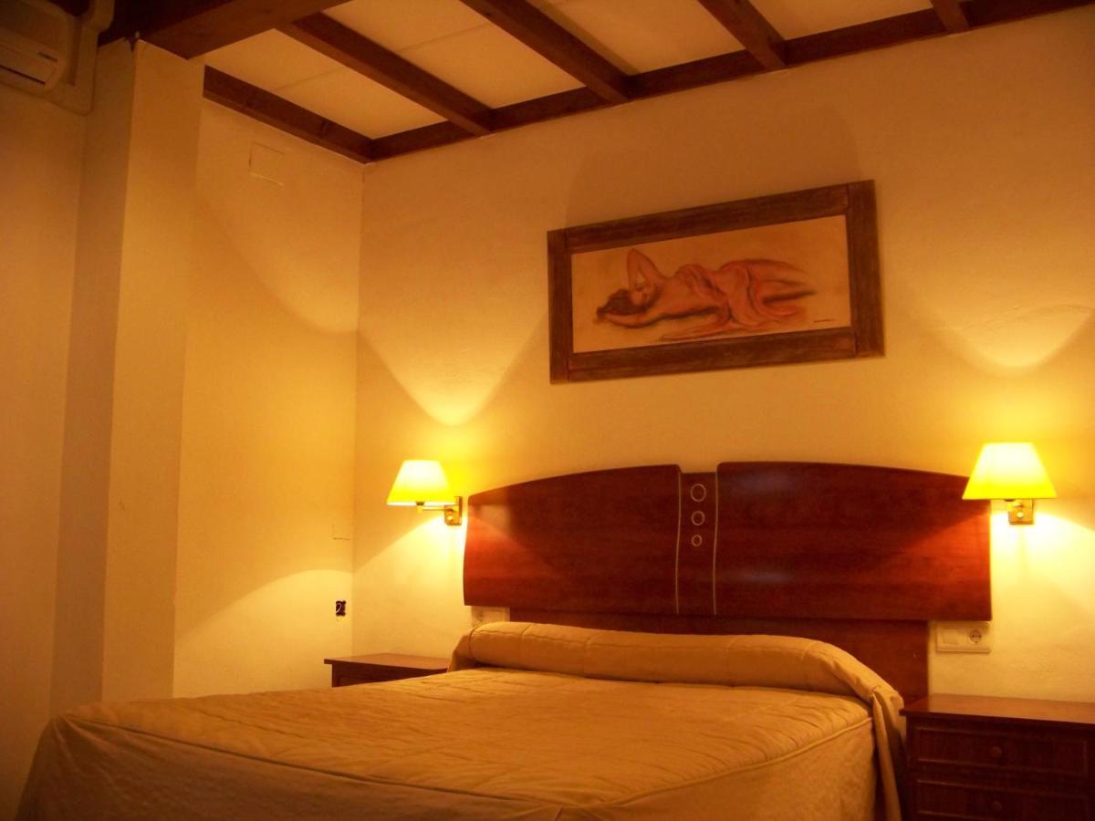 Hostal El Lirio Bollullos Par del Condado Pokój zdjęcie