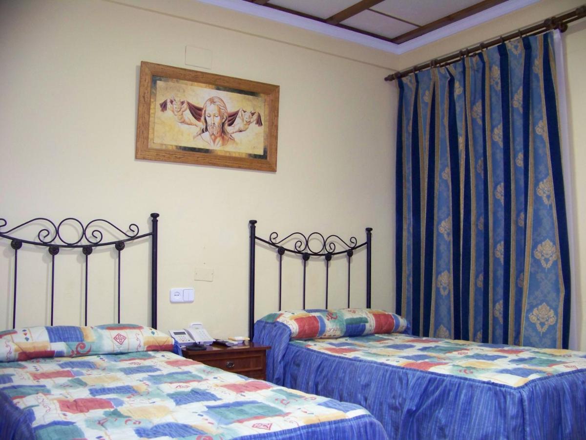 Hostal El Lirio Bollullos Par del Condado Pokój zdjęcie