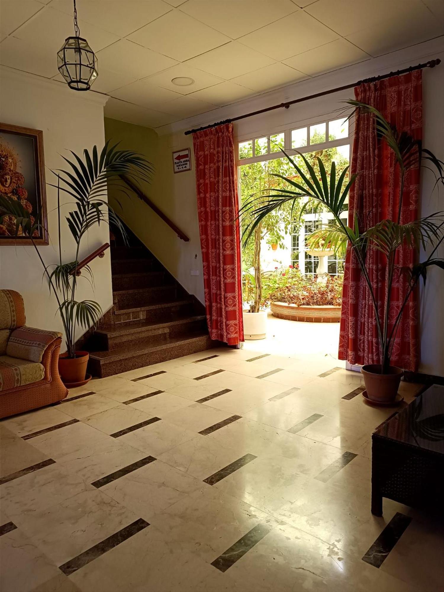 Hostal El Lirio Bollullos Par del Condado Zewnętrze zdjęcie
